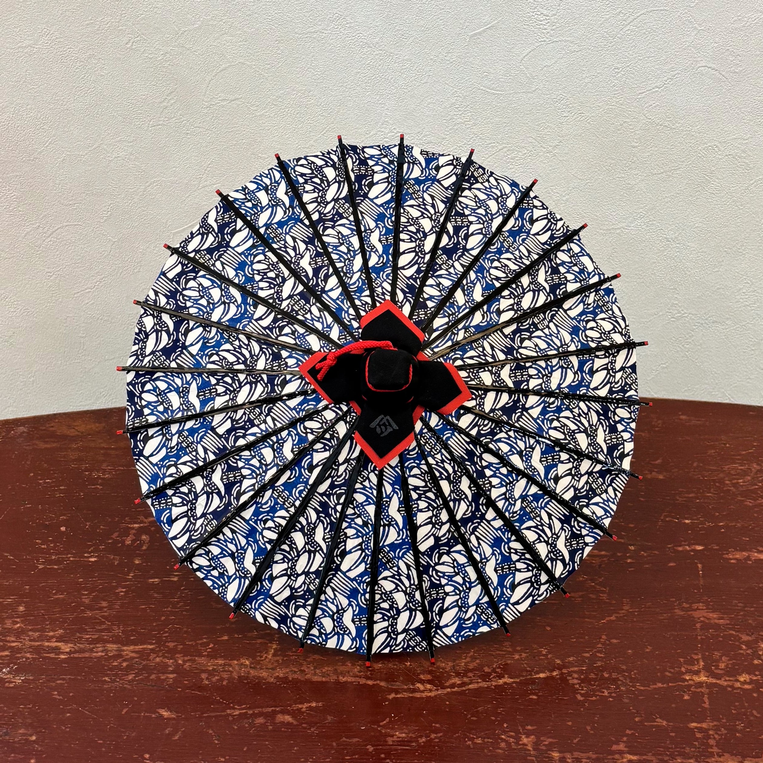 姫和傘 『水面』