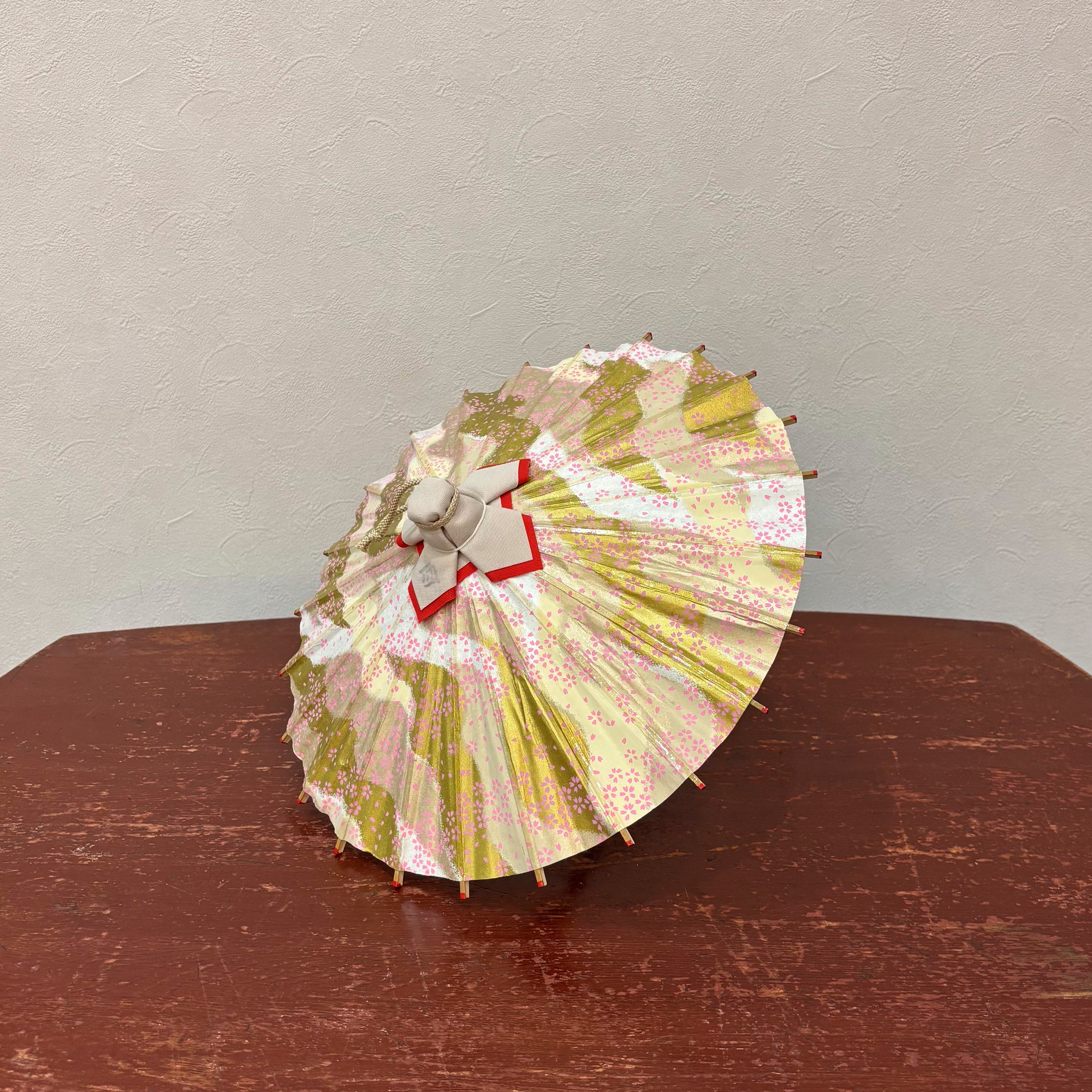 姫和傘 『花かすみ』金