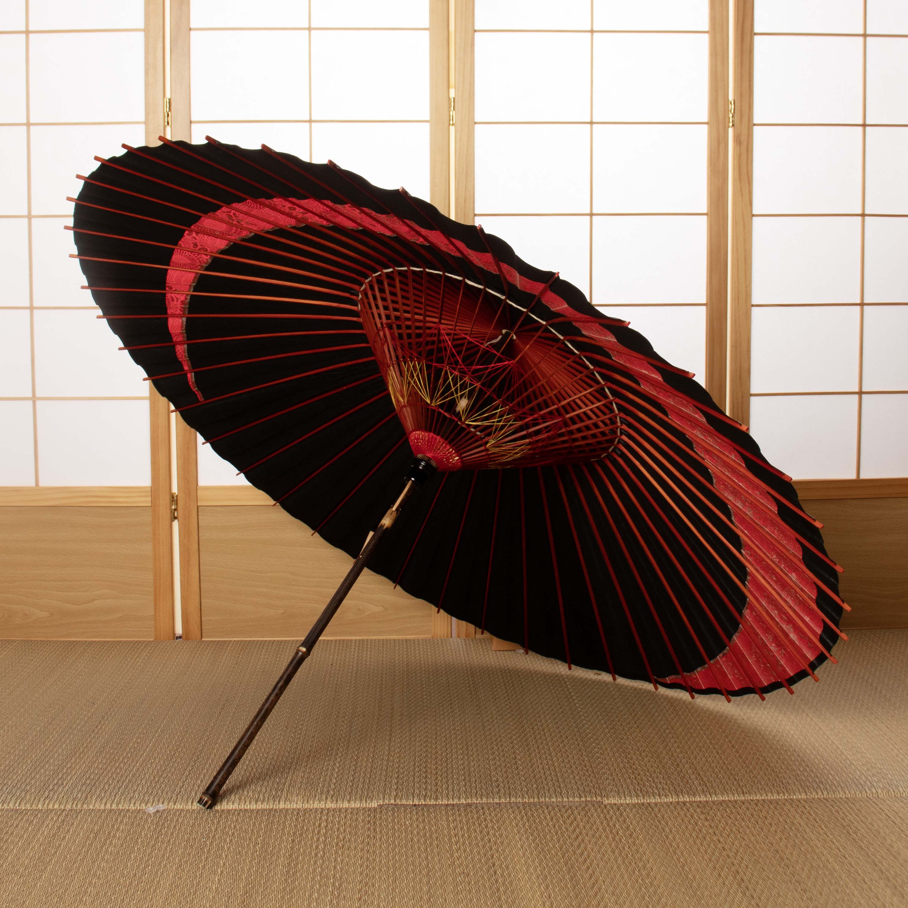 古典柄 巴『菊唐草 紅に金』