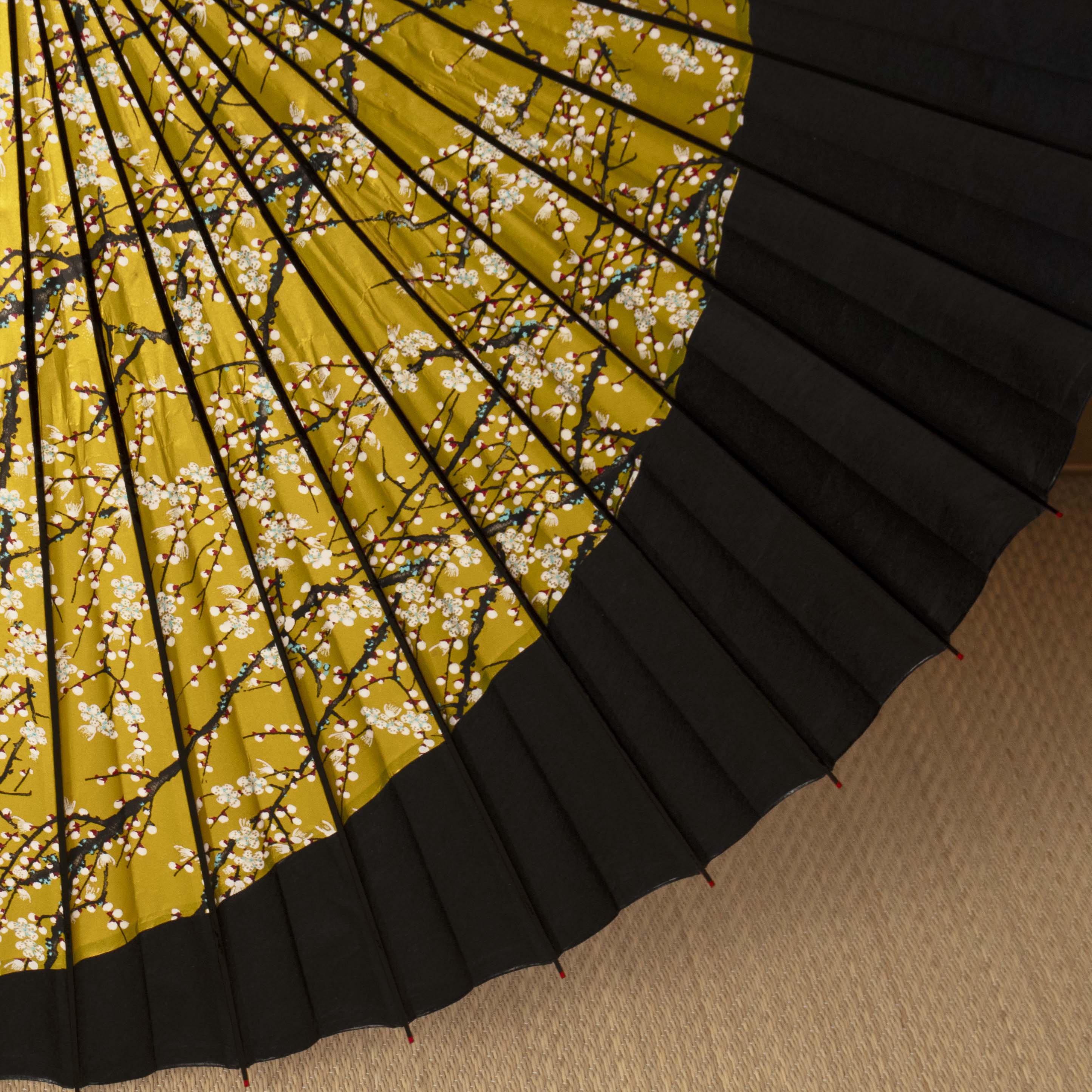 特選月奴 『金彩 梅流水 漆黒』