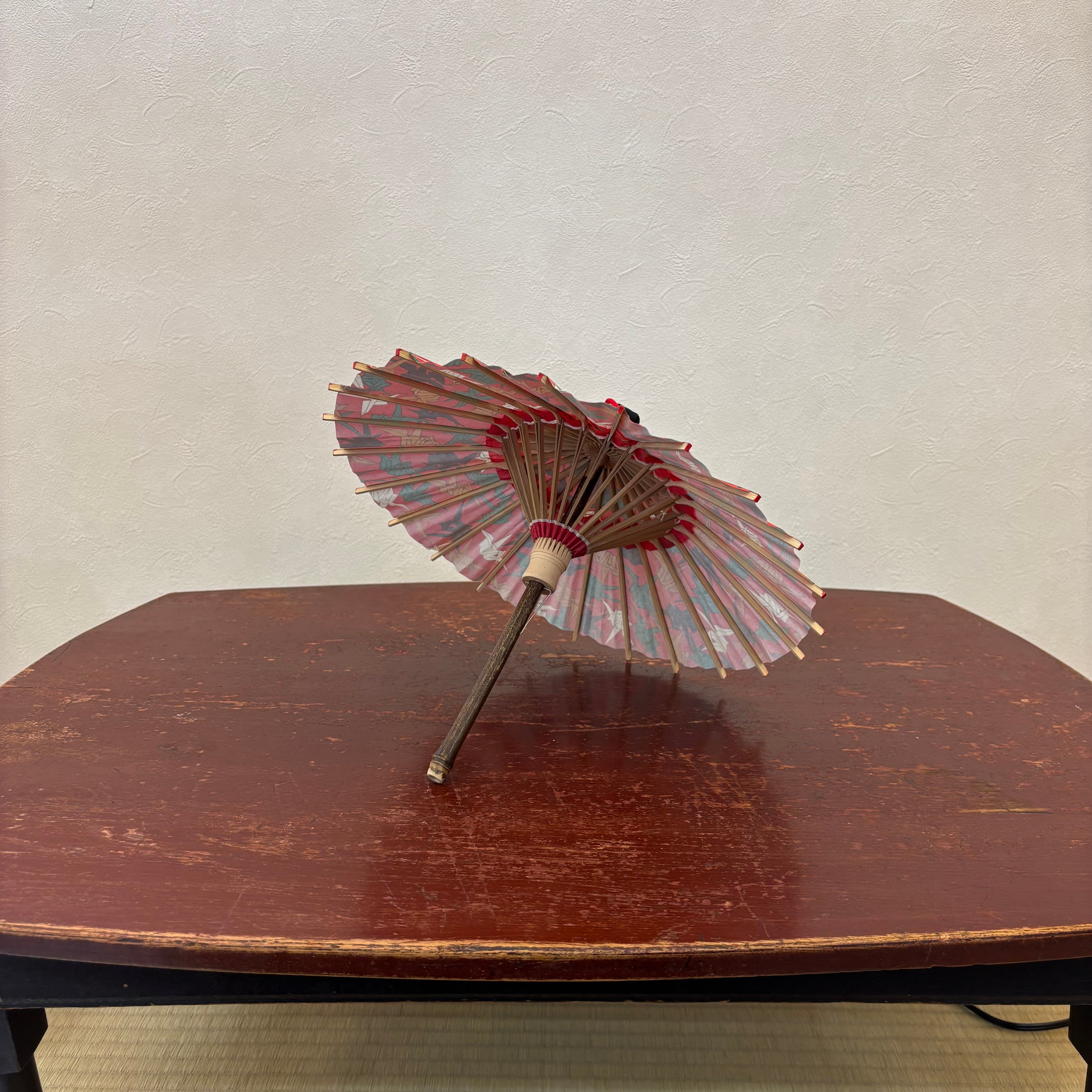 姫和傘 『紅地に金彩折り鶴』女竹