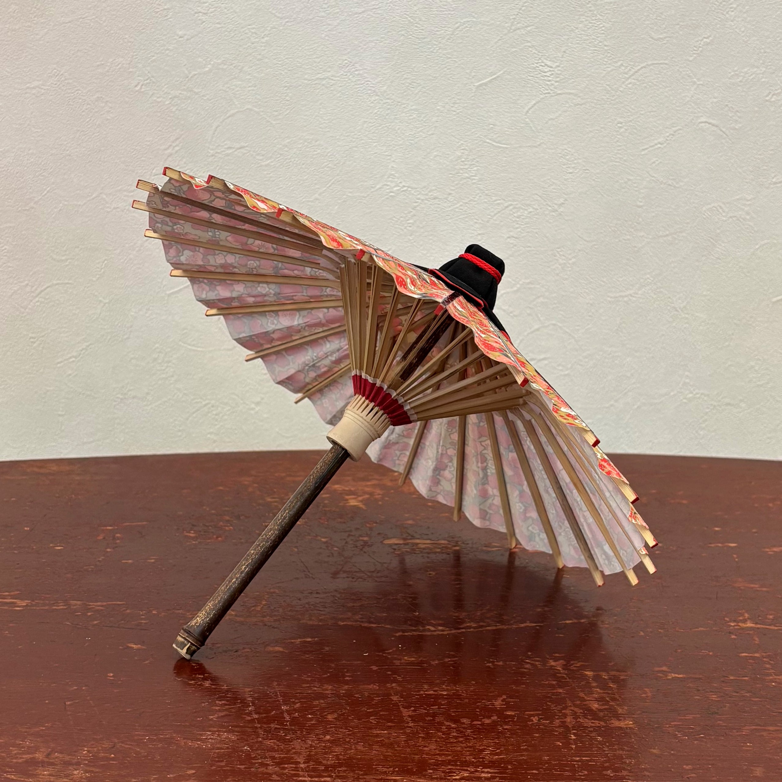 姫和傘 『金雲紅梅』