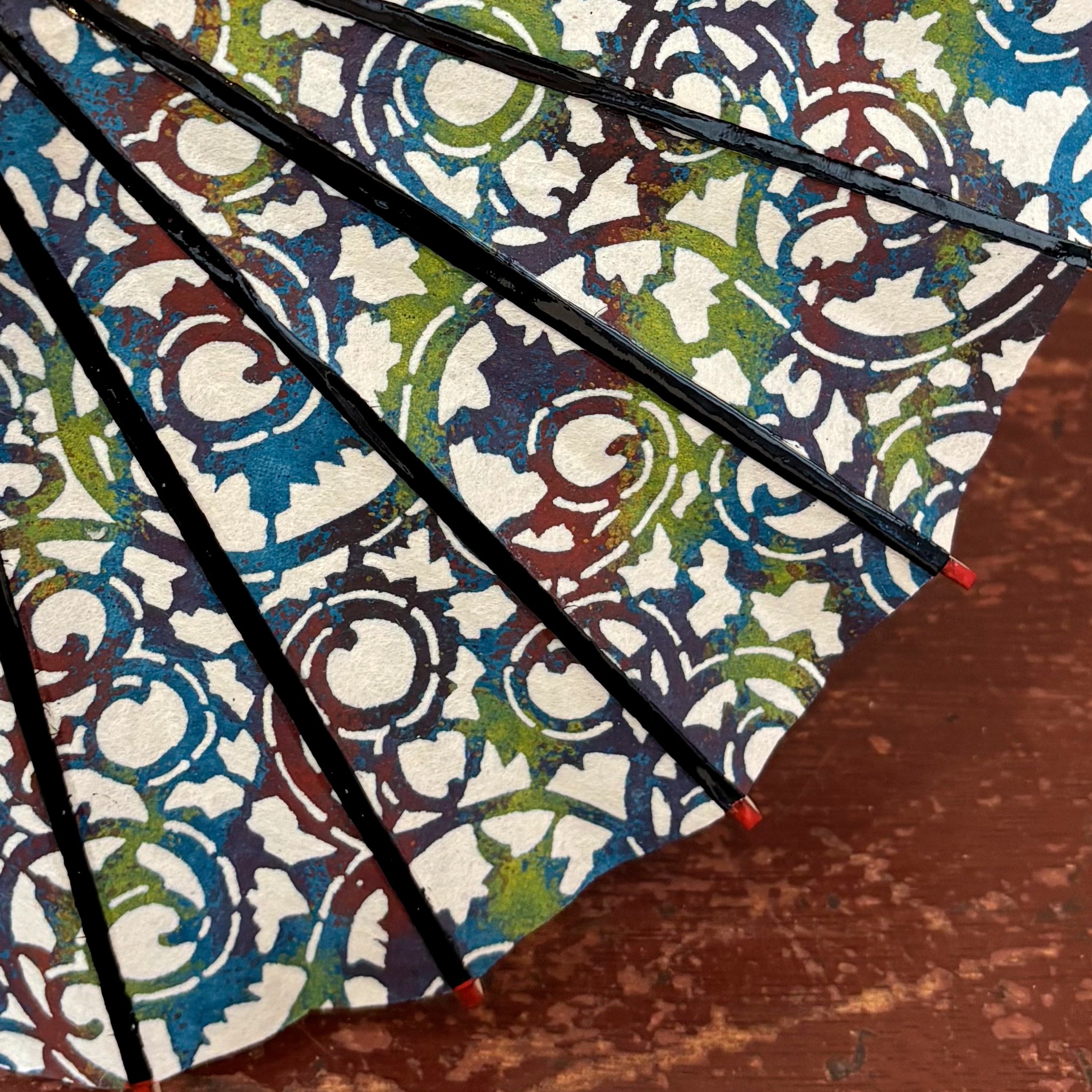 姫和傘 『ツタ唐草』