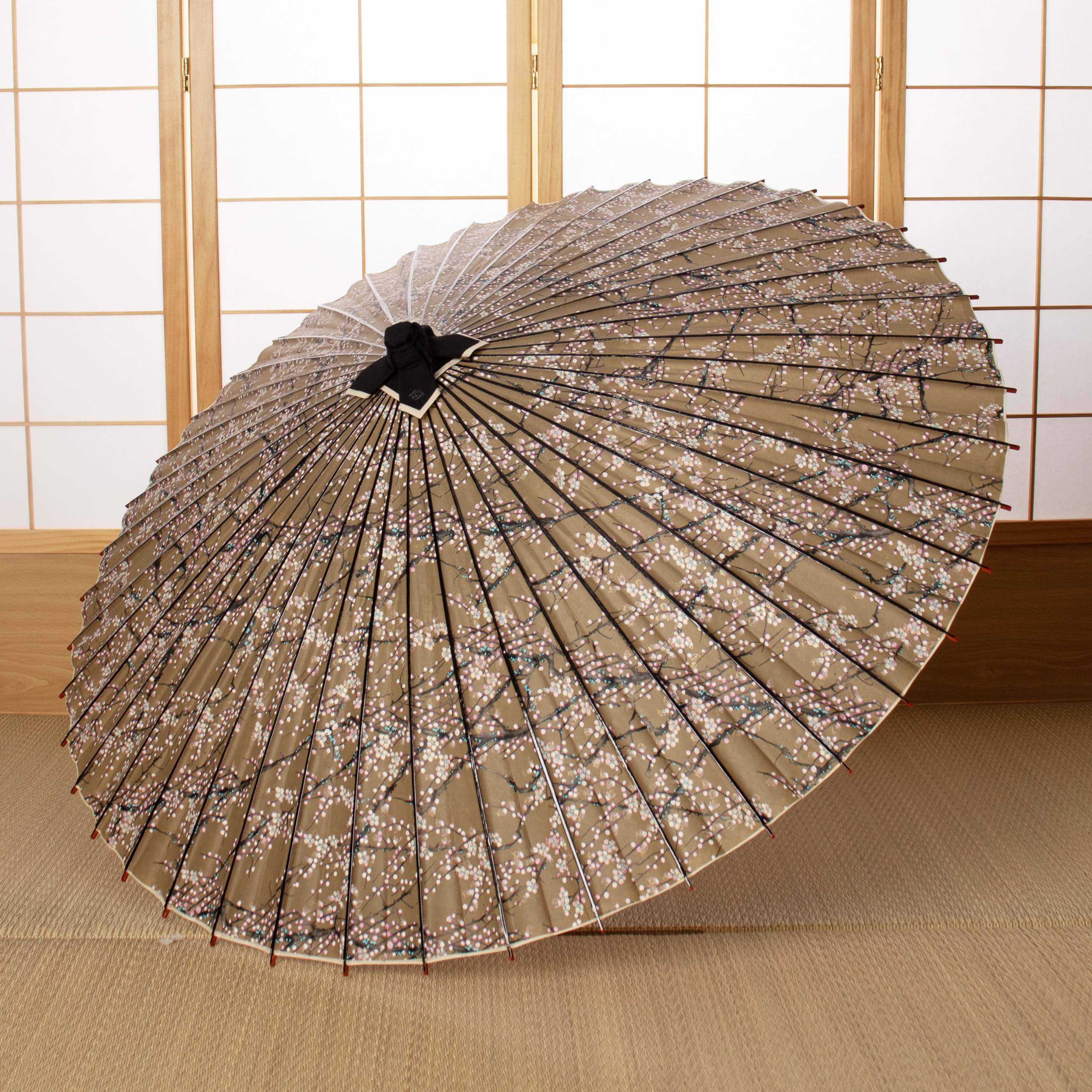 京友禅 黒竹『梅流水 くるみ色』